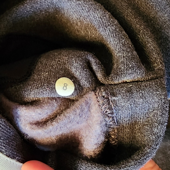 Lululemon SZ 8 Grey Yin To My Yang Cardigan Sweater Coat Jacket Athletic - Picture 5 of 8